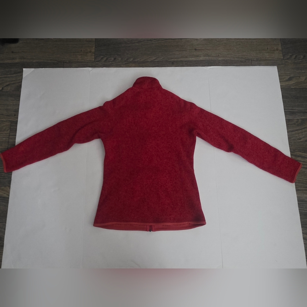 Patagonia Women's Red Fleece Jacket - Picture 13 of 13
